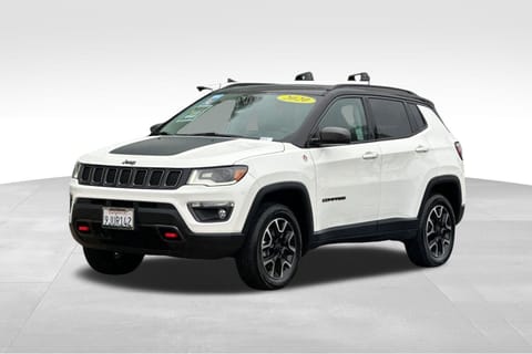 1 image of 2020 Jeep Compass Trailhawk