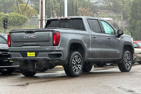 2021 GMC Sierra 1500 AT4