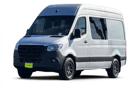 1 imagen de 2023 Mercedes-Benz Sprinter 2500