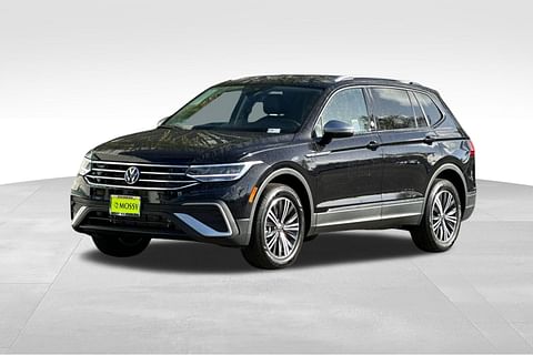 1 imagen de 2024 Volkswagen Tiguan Wolfsburg