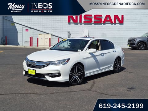 1 image of 2016 Honda Accord Touring