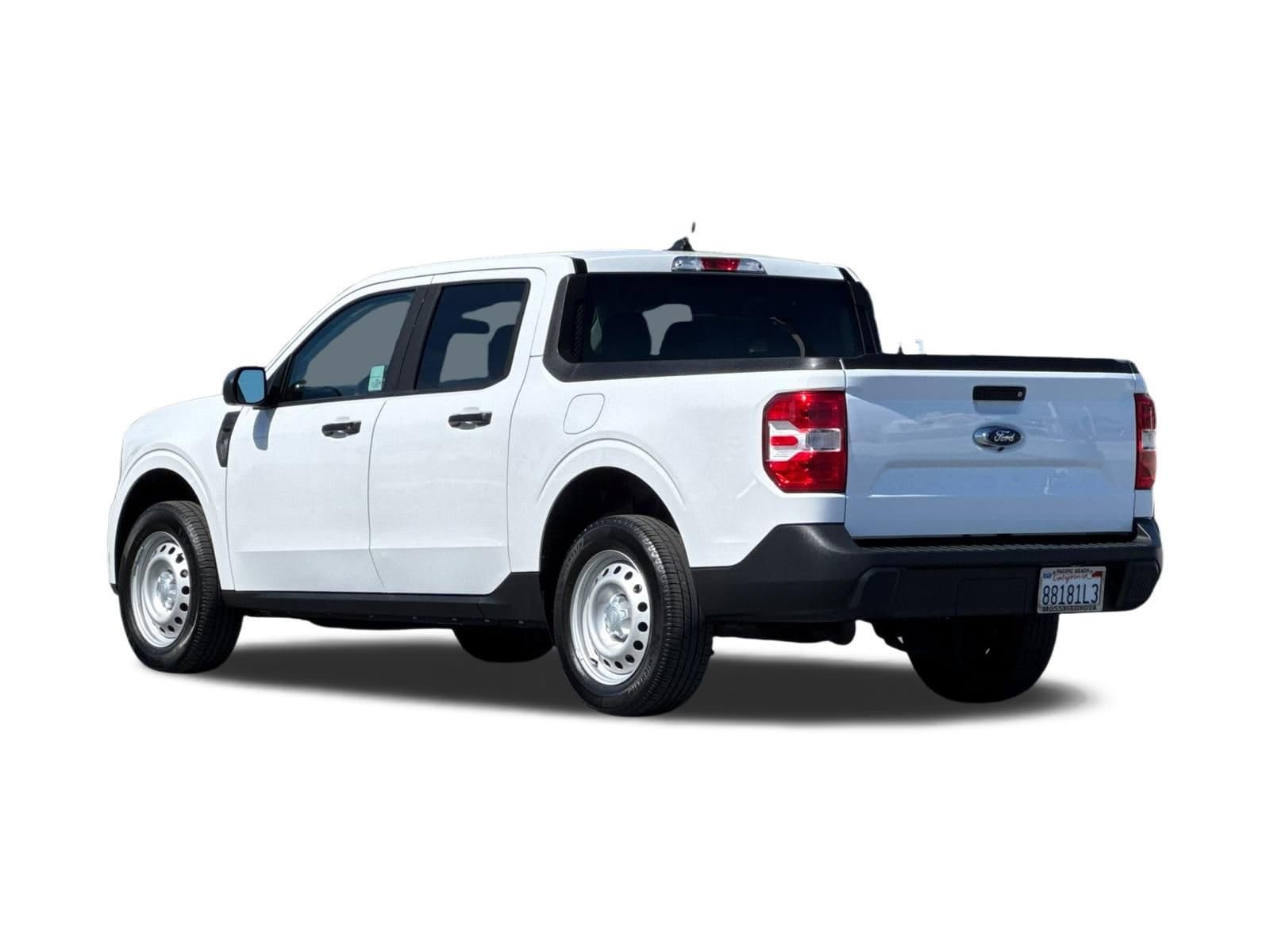 6 thumbnail image of  2022 Ford Maverick XL