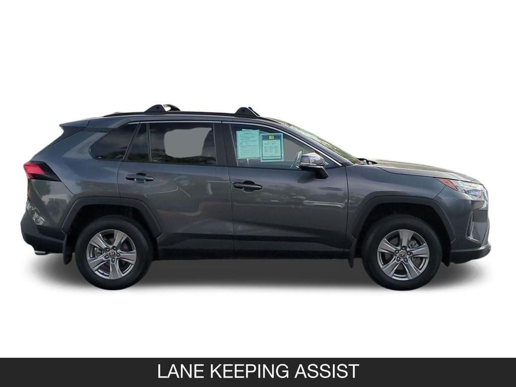 2023 Toyota RAV4 XLE - Photo 6