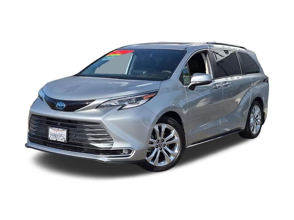 2023 Toyota Sienna Platinum