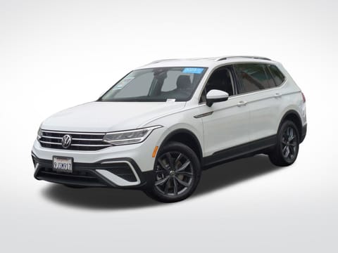 1 image of 2023 Volkswagen Tiguan 2.0T SE