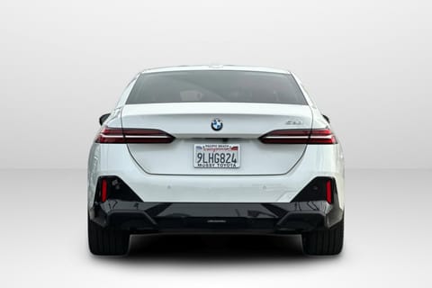 2024 BMW 5 Series 530i