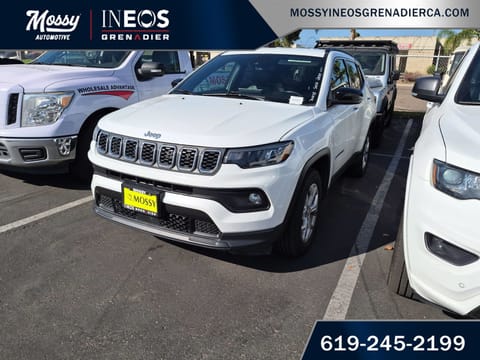 1 imagen de 2024 Jeep Compass Latitude
