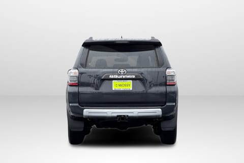 2024 Toyota 4Runner TRD Off-Road