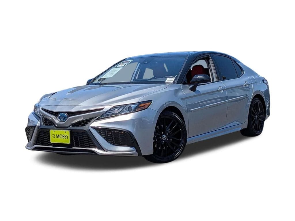 2024 Toyota Camry Hybrid XSE