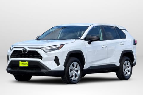 1 imagen de 2024 Toyota RAV4 LE