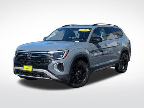 1 imagen de 2024 Volkswagen Atlas 2.0T Peak Edition SEL