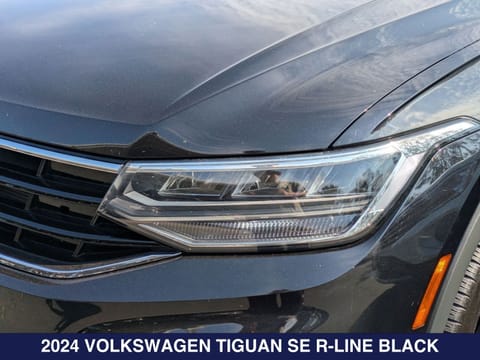 2024 Volkswagen Tiguan 2.0T SE R-Line Black
