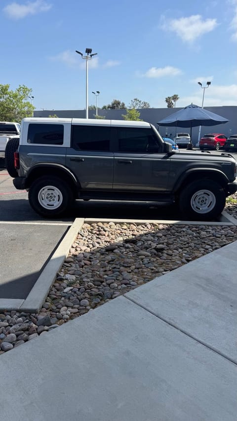1 image of 2025 Ford Bronco Heritage Edition