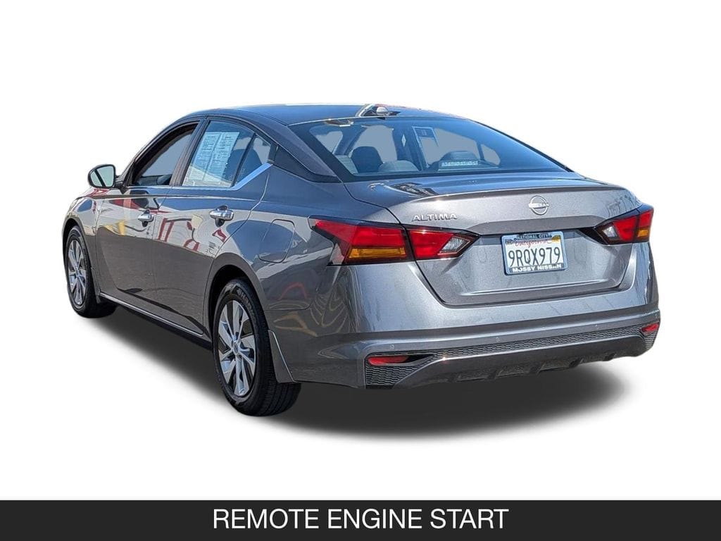 2025 Nissan Altima S - Photo 7