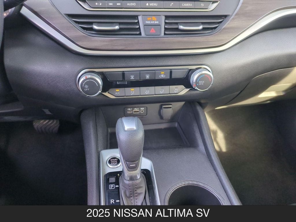 2025 Nissan Altima SV - Photo 23