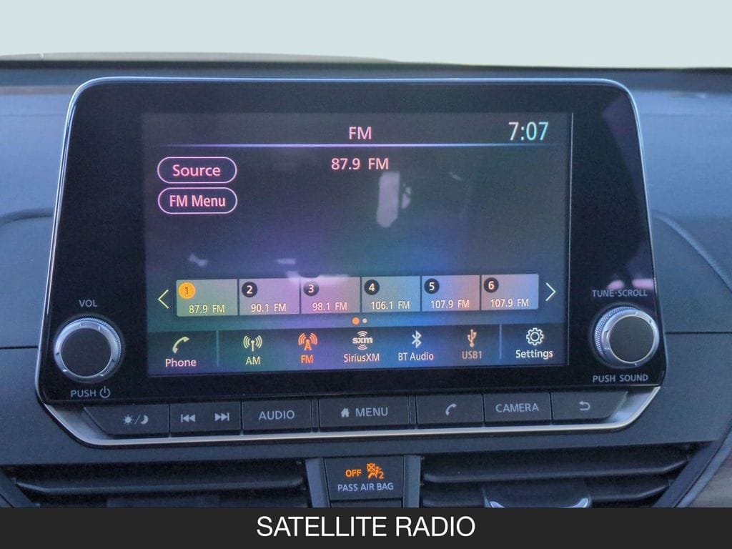 2025 Nissan Altima SV - Photo 21
