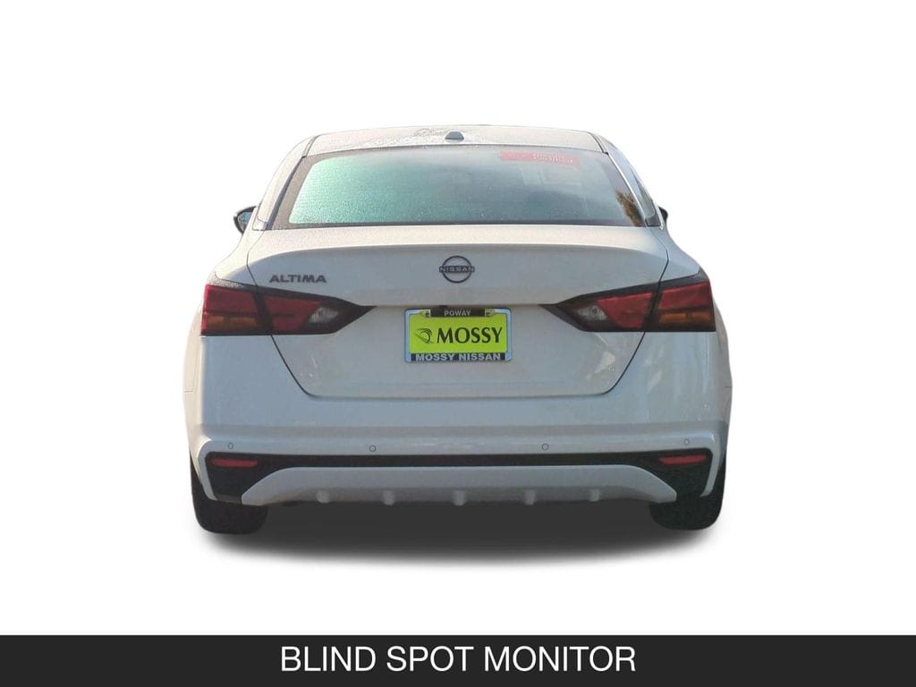 2025 Nissan Altima SV - Photo 8