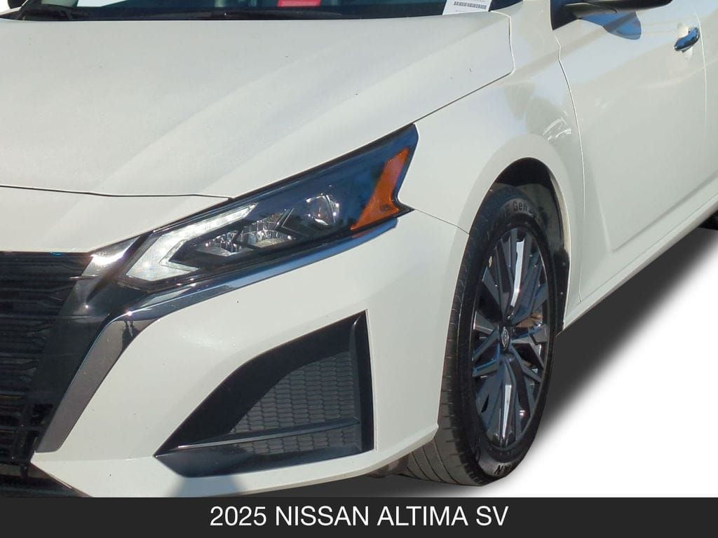 2025 Nissan Altima SV - Photo 10