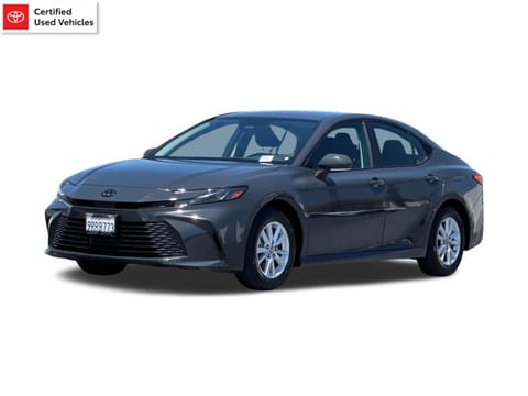 1 imagen de 2025 Toyota Camry LE