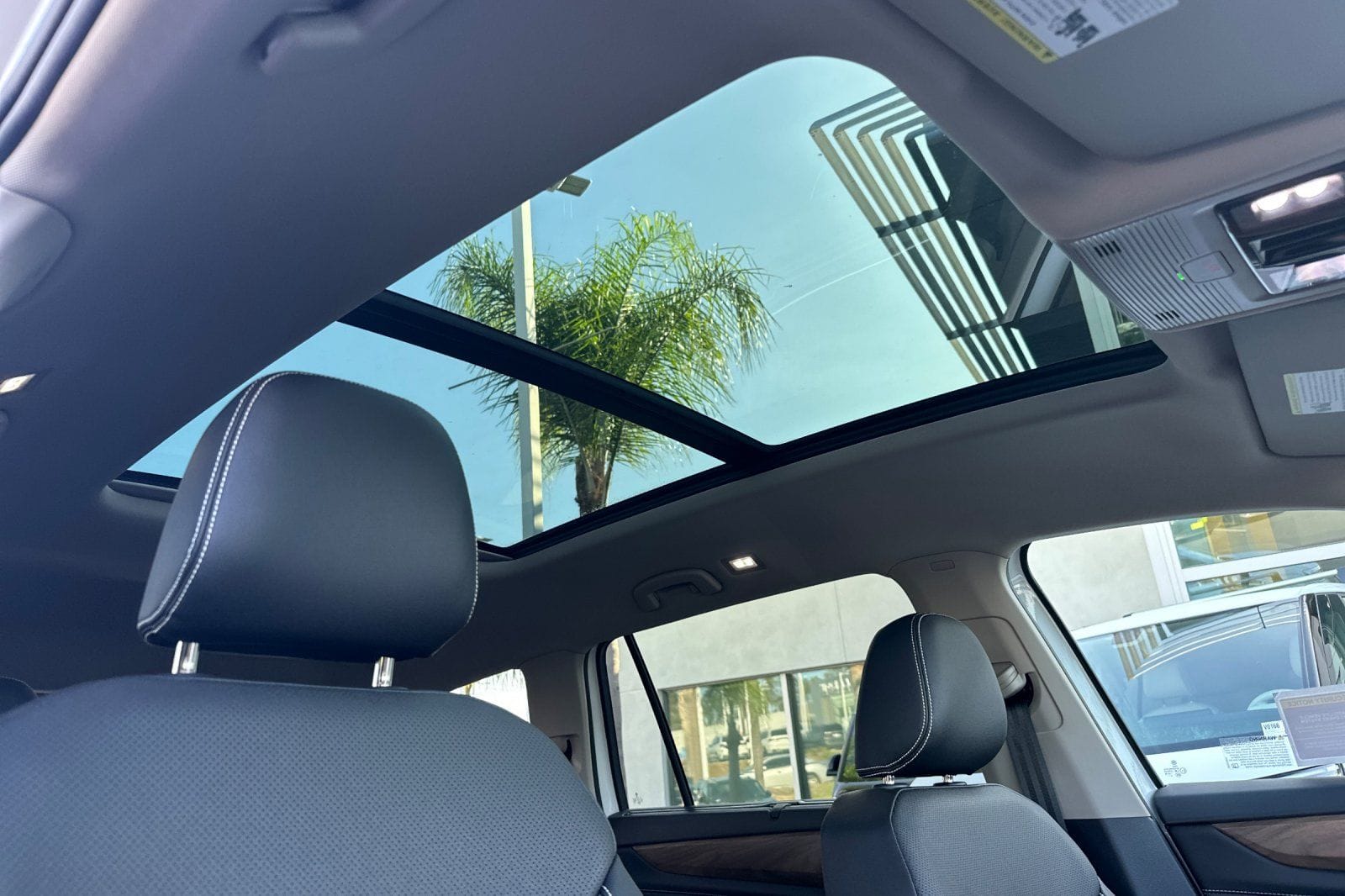 2026 Volkswagen Atlas SE w/Tech - Photo 17