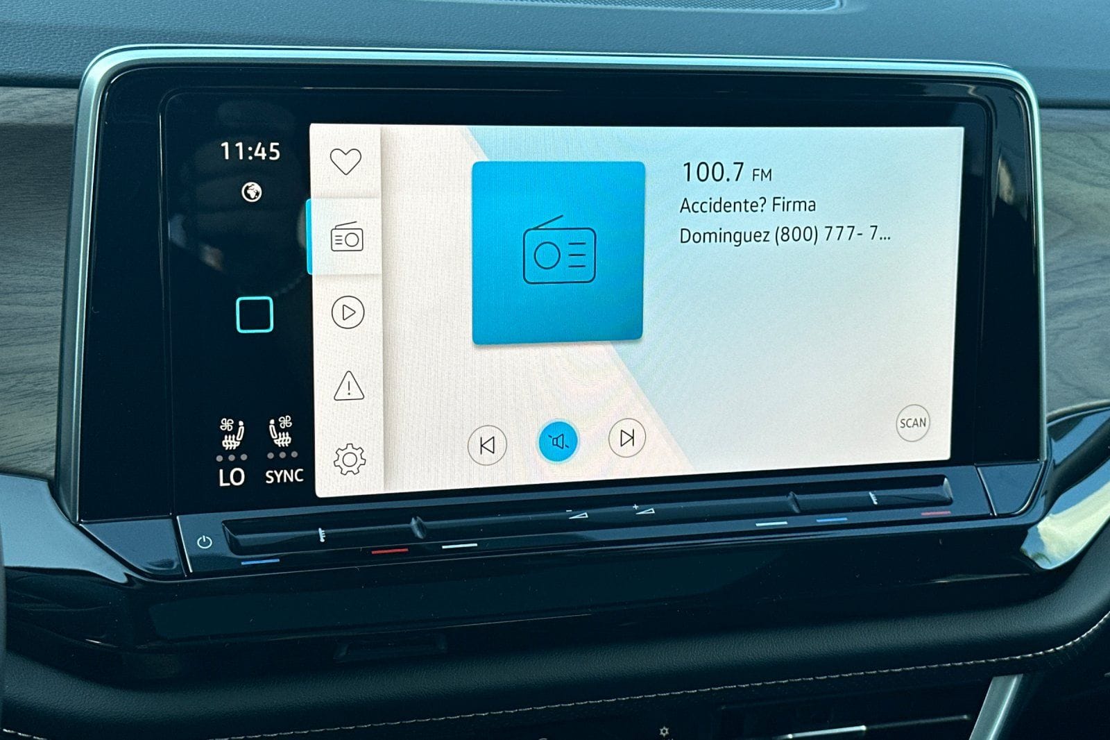 2026 Volkswagen Atlas SE w/Tech - Photo 18