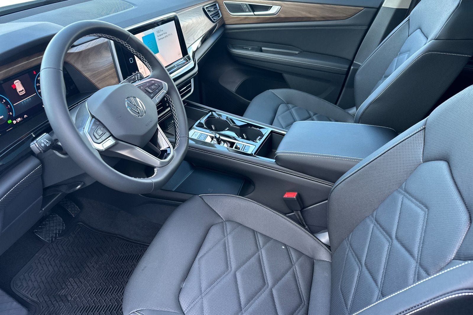 2026 Volkswagen Atlas SE w/Tech - Photo 9