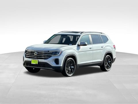1 image of 2026 Volkswagen Atlas 2.0T SE w/Technology