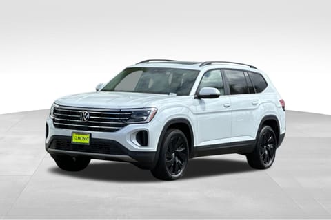 1 image of 2026 Volkswagen Atlas 2.0T SE w/Technology