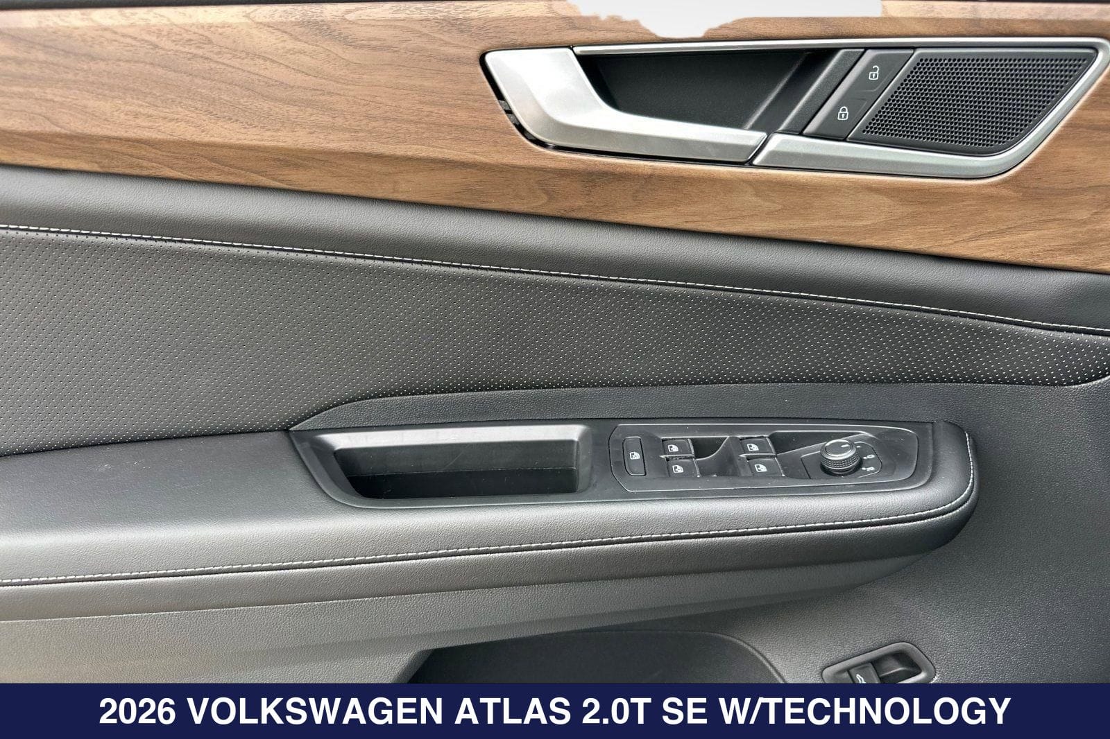 2026 Volkswagen Atlas SE w/Tech - Photo 10
