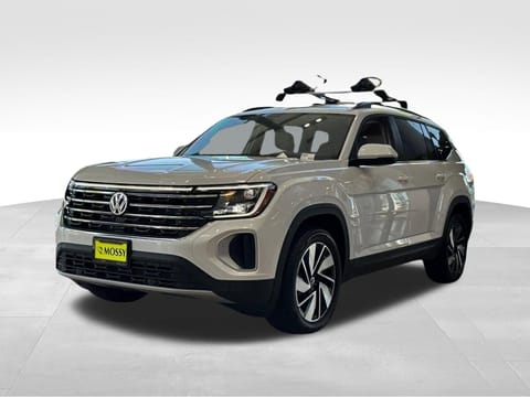1 image of 2026 Volkswagen Atlas 2.0T SE w/Technology