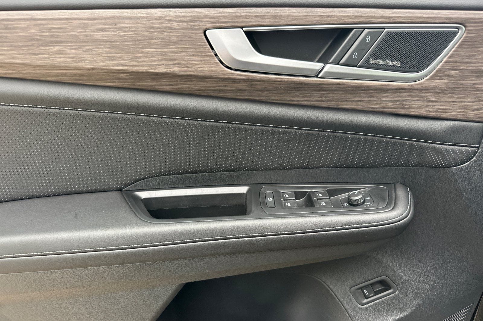 2026 Volkswagen Atlas SEL Premium R-Line - Photo 10