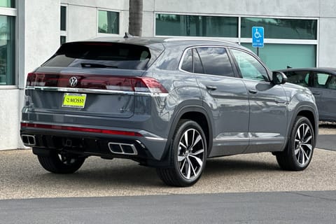 2026 Volkswagen Atlas Cross Sport 2.0T SEL Premium R-Line