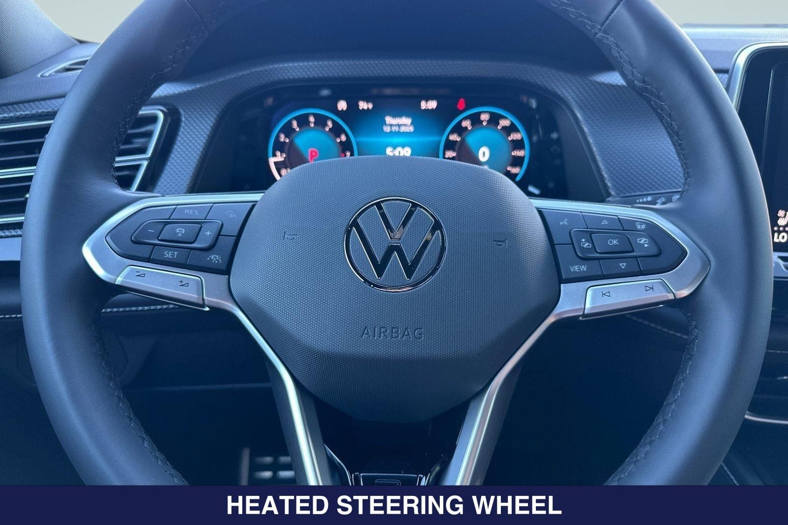2026 Volkswagen Atlas Cross Sport SEL R-LINE - Photo 23