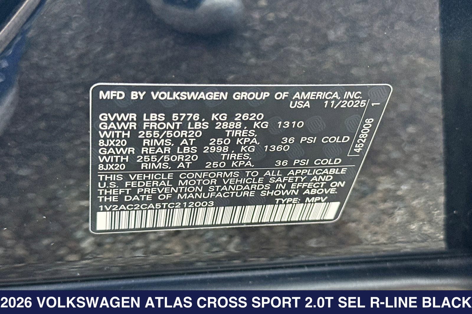 2026 Volkswagen Atlas Cross Sport SEL R-LINE - Photo 28