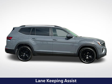 2026 Volkswagen Atlas SE w/Technology