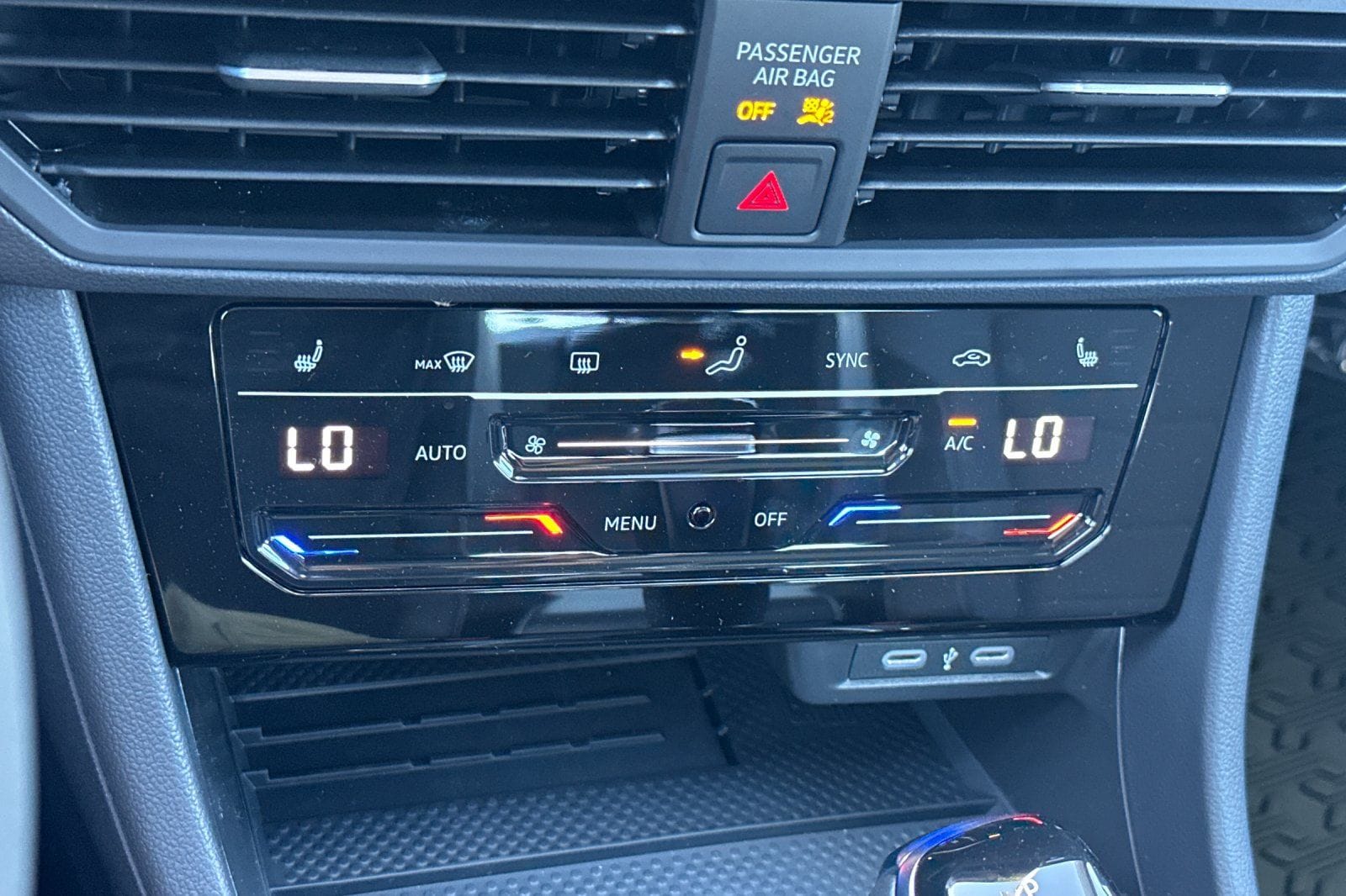 2026 Volkswagen Jetta SE - Photo 18