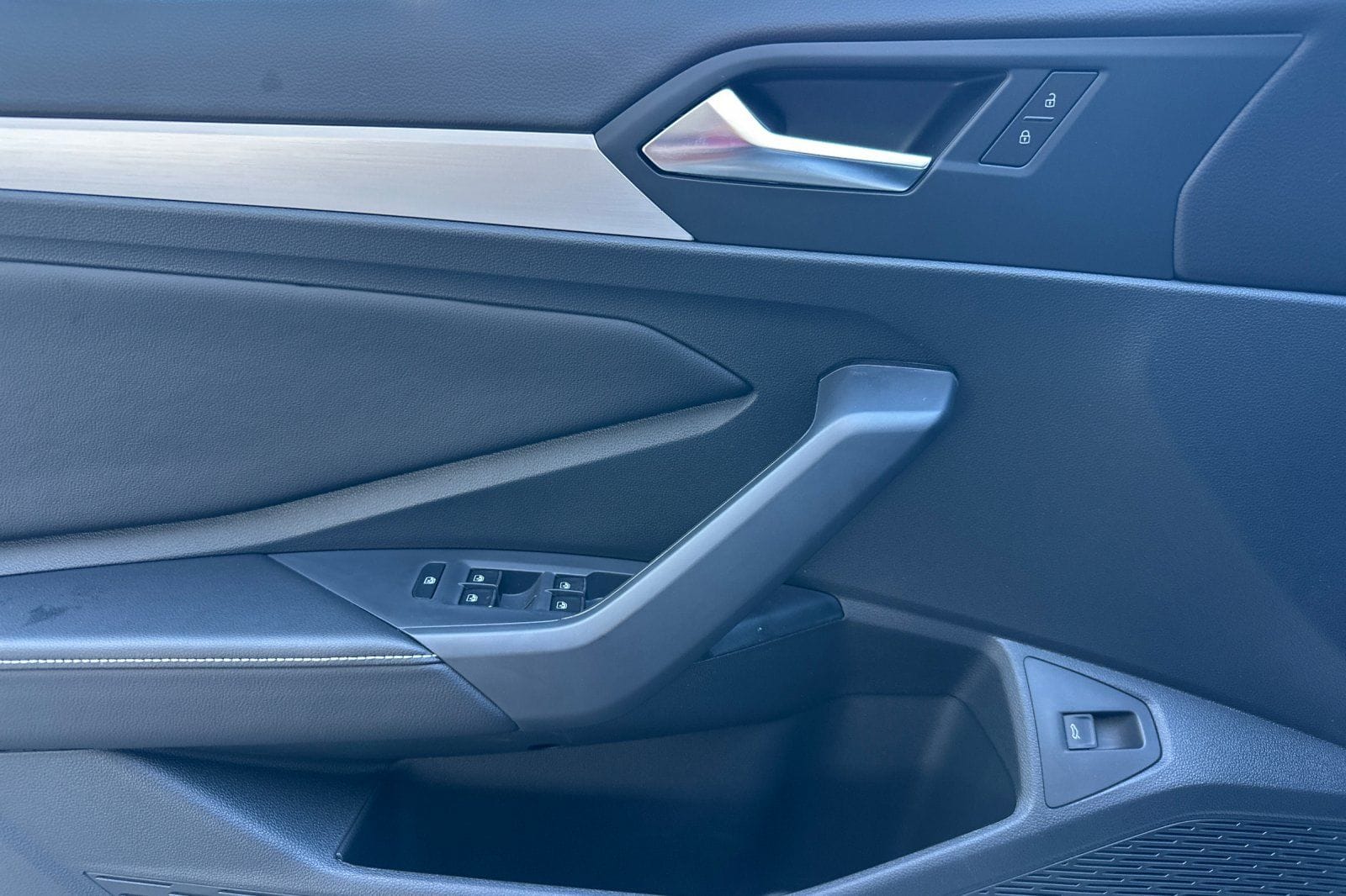 2026 Volkswagen Jetta Sport - Photo 10