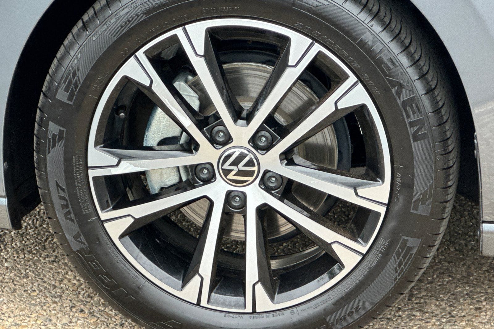 2026 Volkswagen Jetta Sport - Photo 23