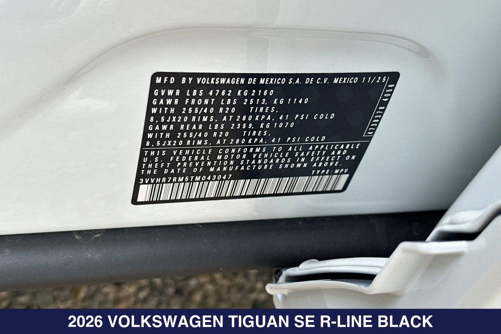 2026 Volkswagen Tiguan SE R-LINE BLACK - Photo 26