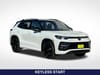 2 imagen en miniatura de 2026 Volkswagen Tiguan 2.0T SE R-Line Black