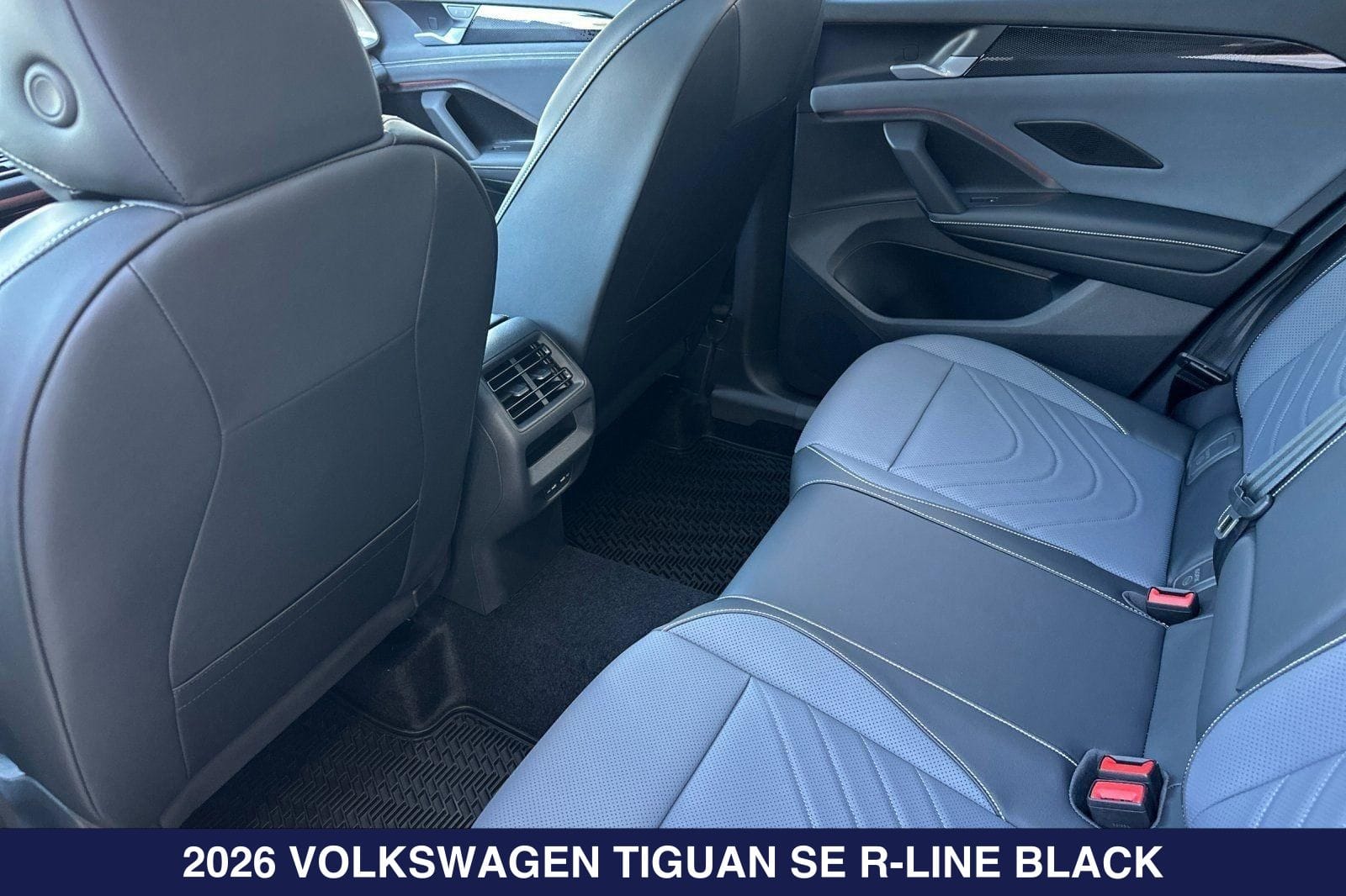 2026 Volkswagen Tiguan SE R-LINE BLACK - Photo 12
