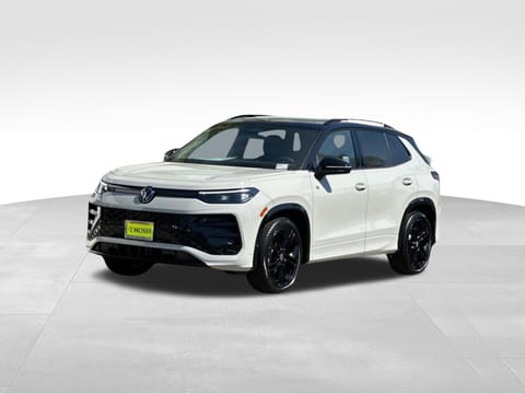 1 imagen de 2026 Volkswagen Tiguan 2.0T SE R-Line Black