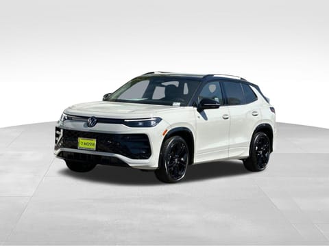 1 imagen de 2026 Volkswagen Tiguan 2.0T SE R-Line Black