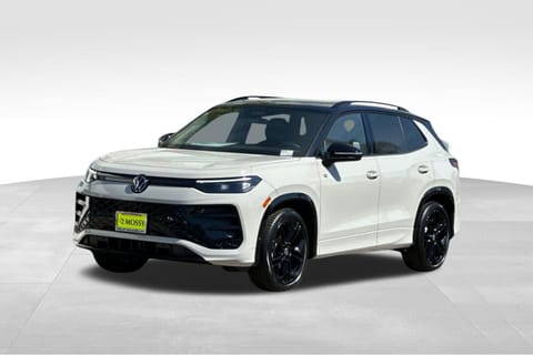 1 image of 2026 Volkswagen Tiguan 2.0T SE R-Line Black