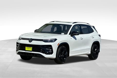 1 image of 2026 Volkswagen Tiguan 2.0T SE R-Line Black