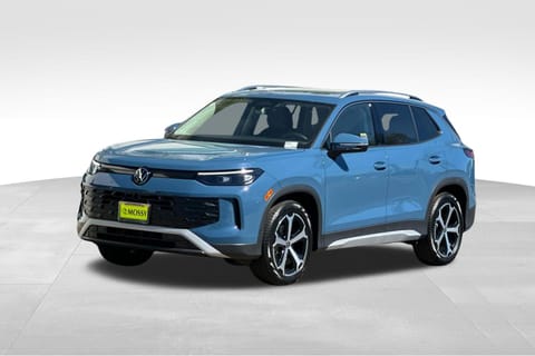 1 image of 2026 Volkswagen Tiguan 2.0T SE