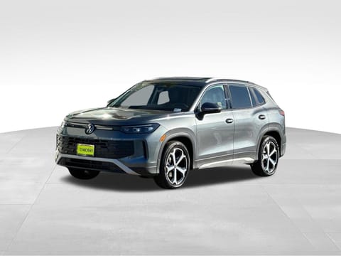 1 image of 2026 Volkswagen Tiguan 2.0T SE