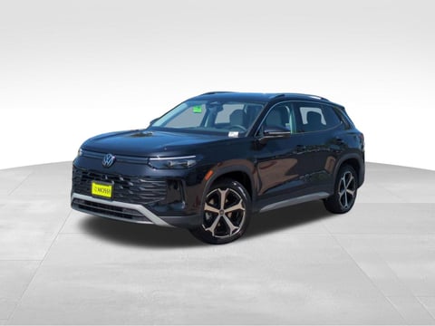 1 image of 2026 Volkswagen Tiguan SE