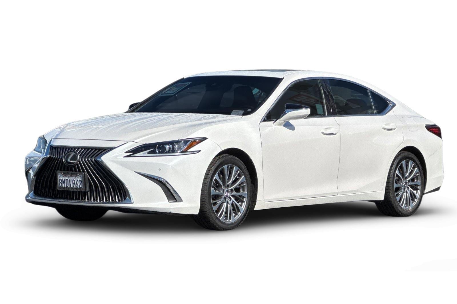 1 placeholder image of  2019 Lexus ES 350