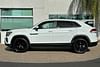 7 thumbnail image of  2025 Volkswagen Atlas Cross Sport 2.0T SE w/Technology